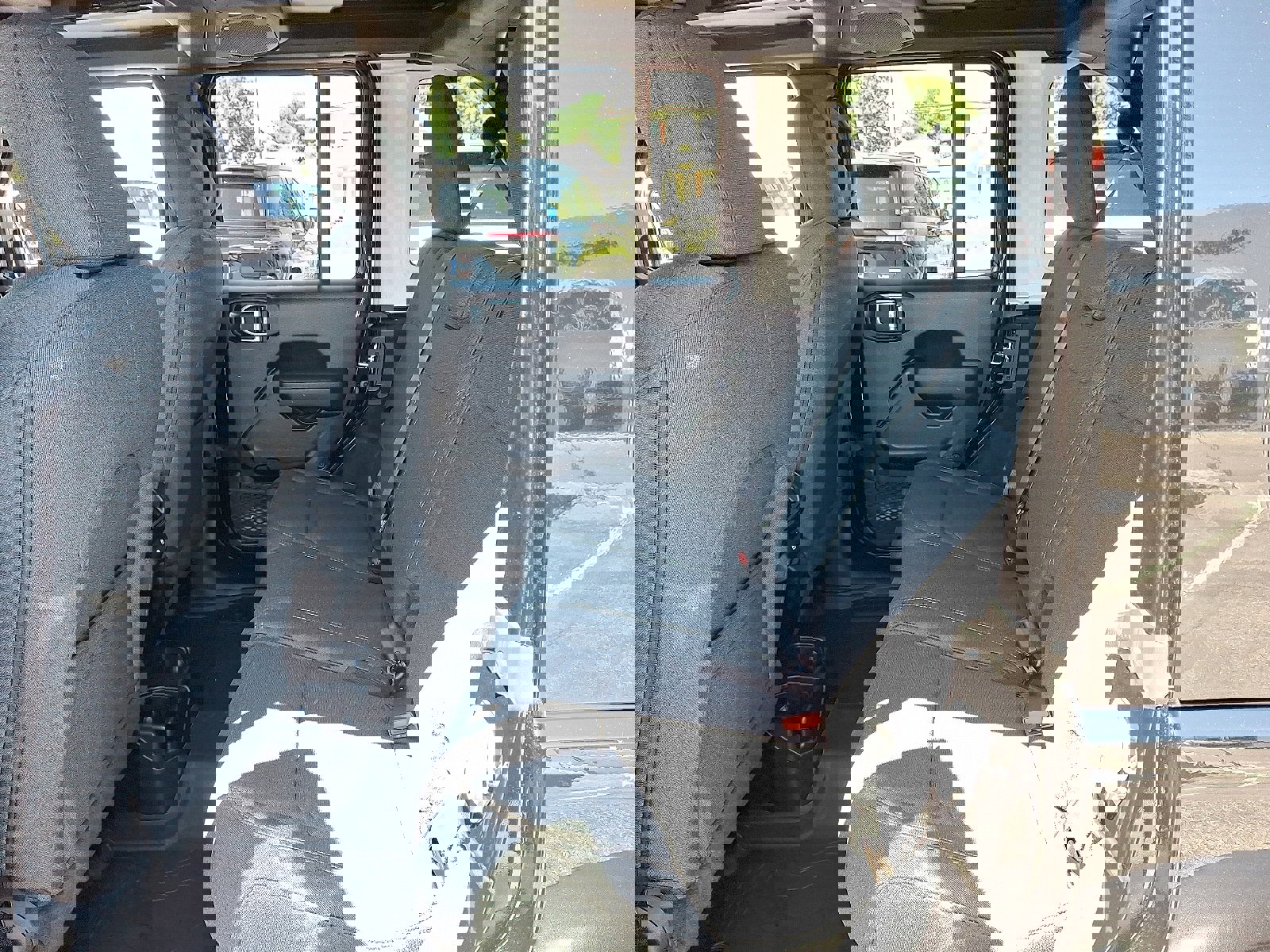 New 2025 Jeep Wrangler Unlimited Sport image 10