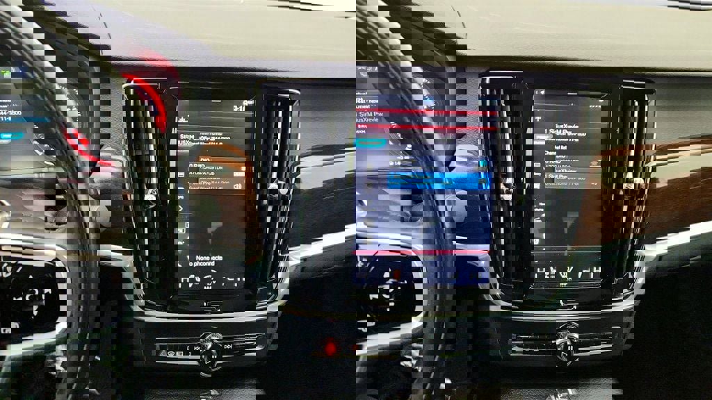 Used 2018 Volvo S90 T5 Momentum w/ Convenience Package image 18