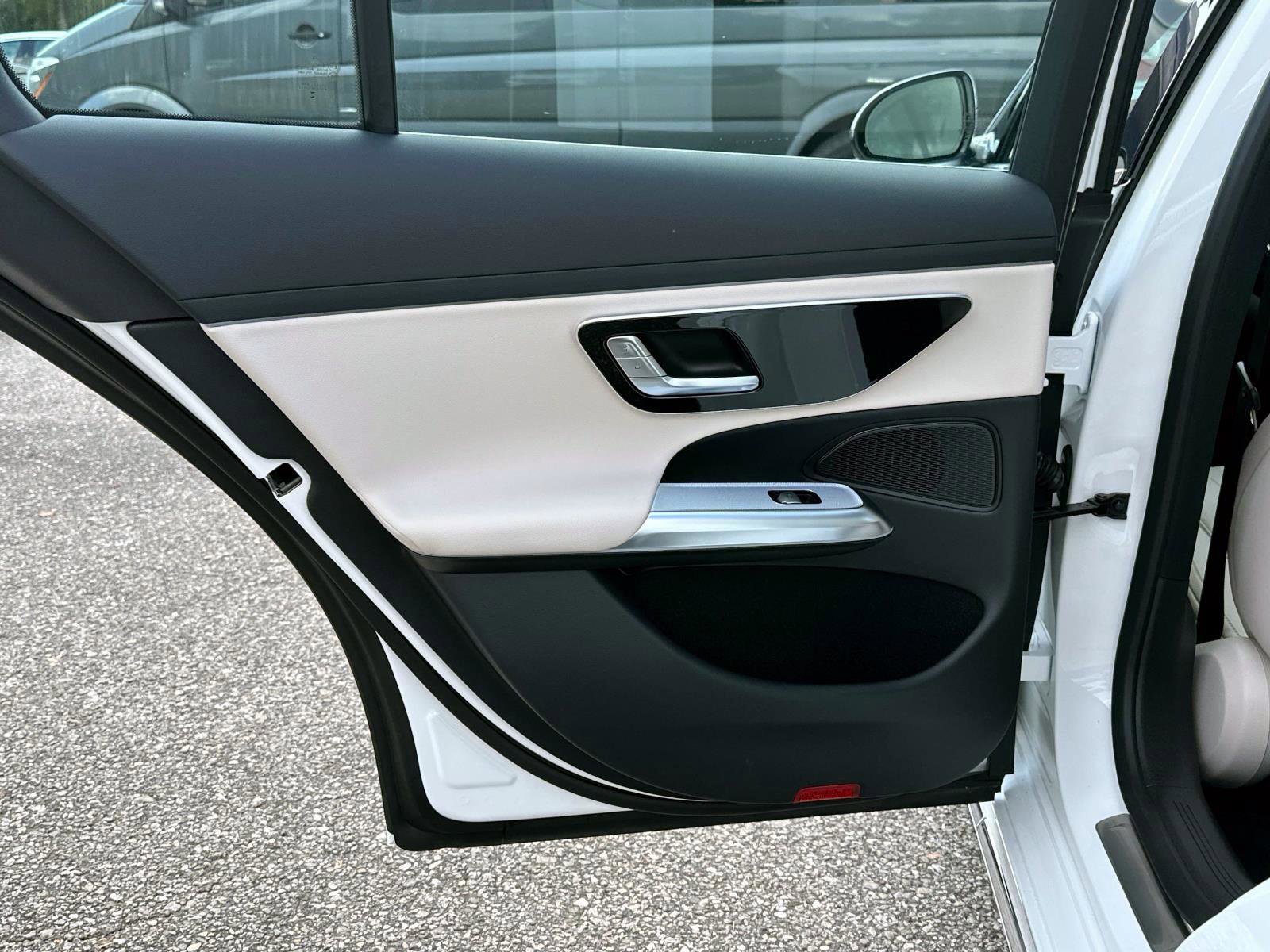 New 2026 Mercedes-Benz E 450 4MATIC Sedan image 11