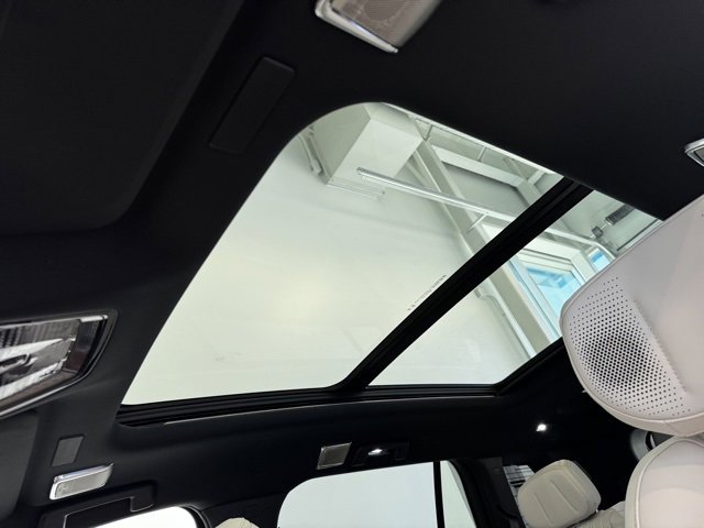 New 2026 Cadillac Vistiq Luxury image 6