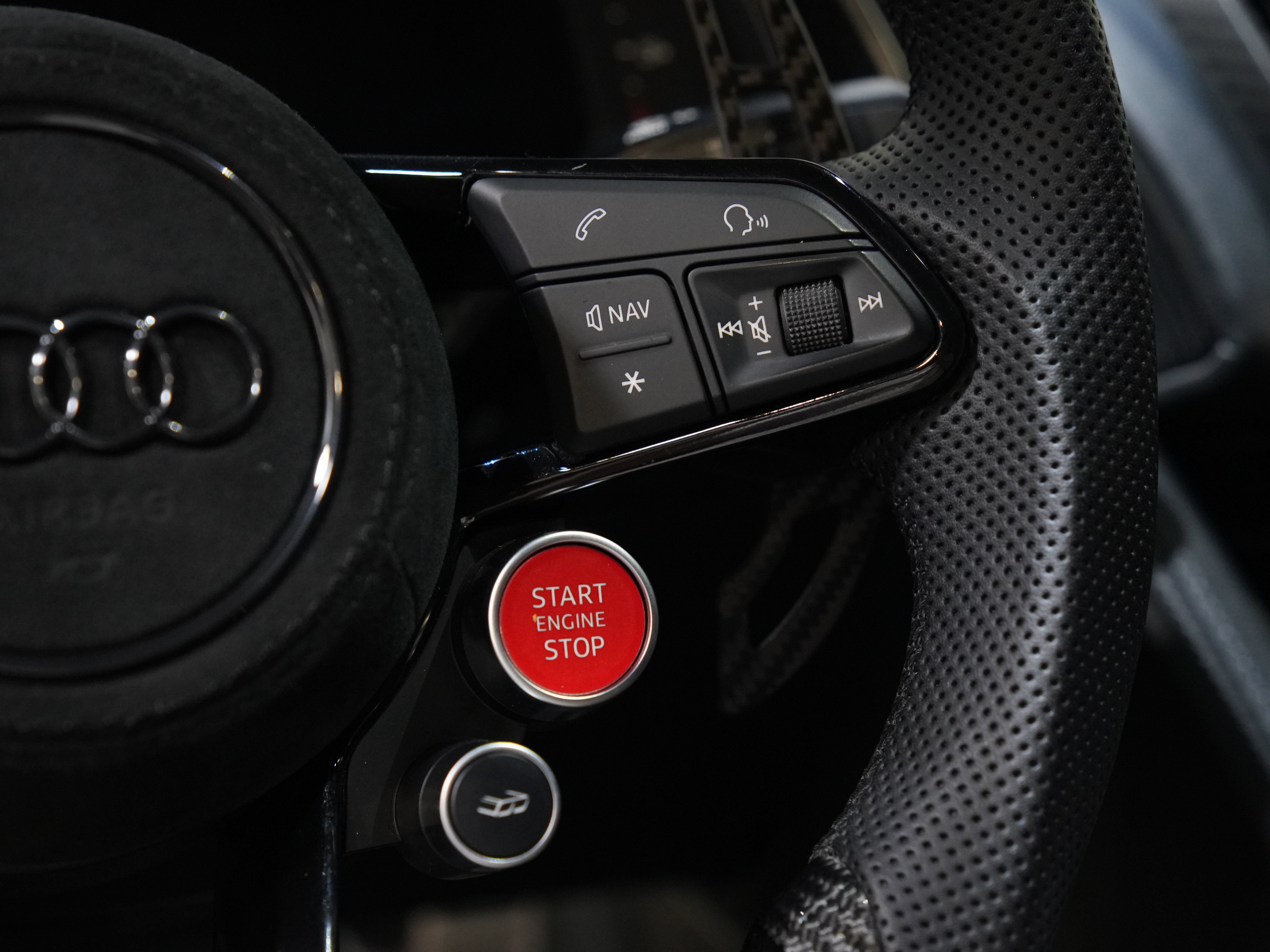Used 2017 Audi R8 V10 plus AWD/4WD image 34