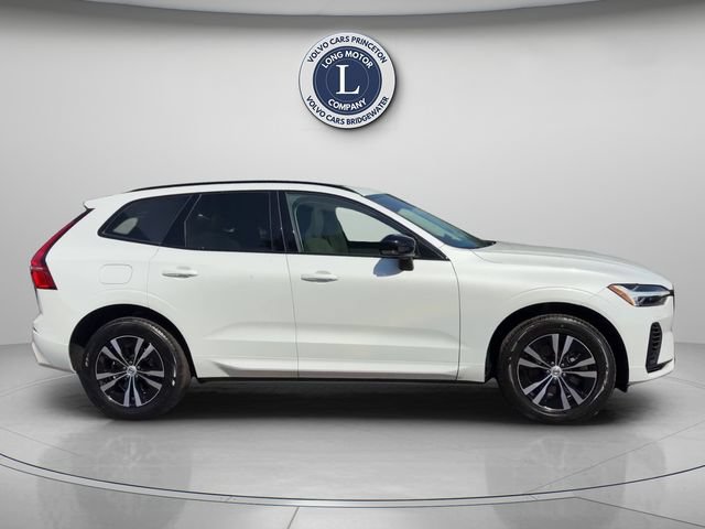 Certified 2024 Volvo XC60 T8 Core w/ Climate Package AWD/4WD image 9