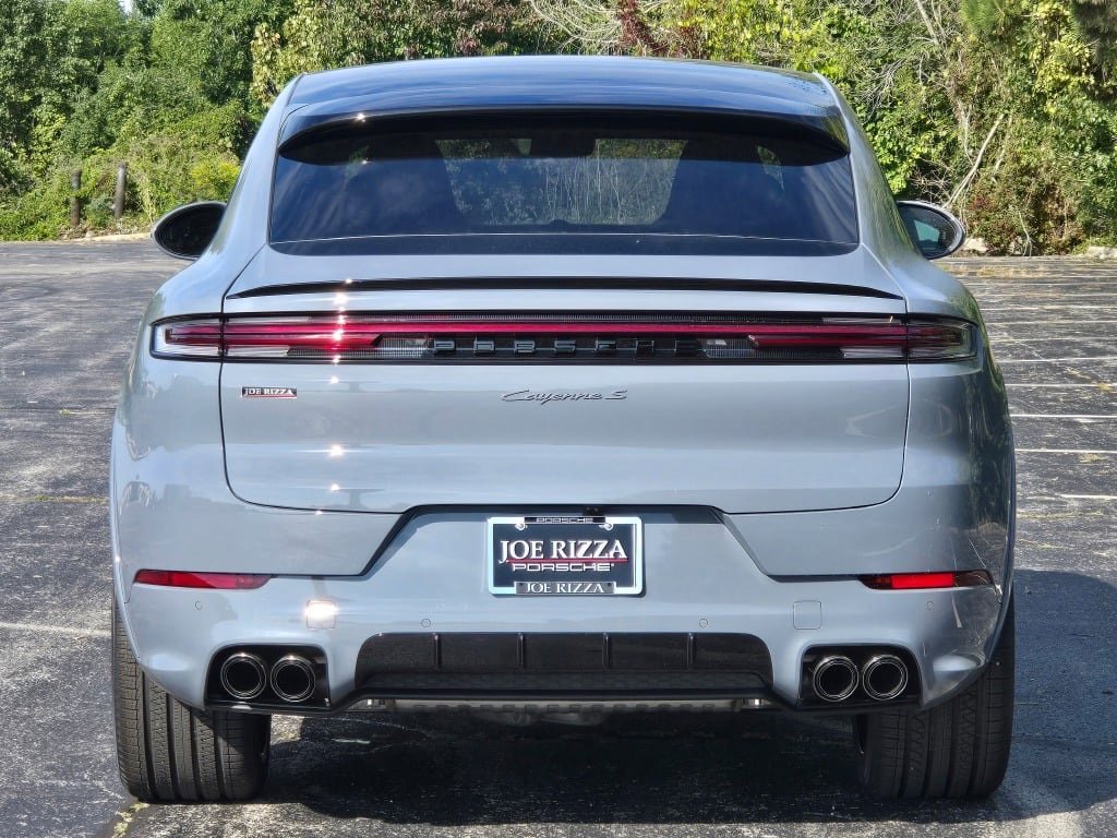 New 2026 Porsche Cayenne S image 6