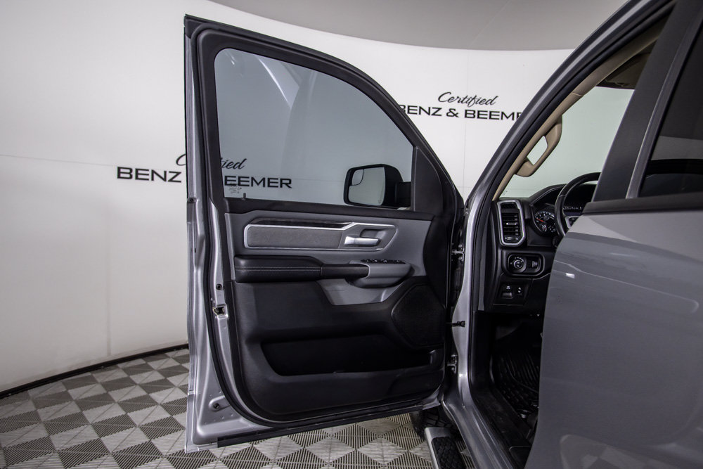 Used 2020 RAM 1500 Big Horn AWD/4WD image 17