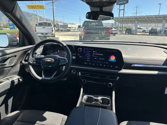 New 2026 Chevrolet Traverse LT w/ LPO, Floor Liner Package AWD/4WD image 27