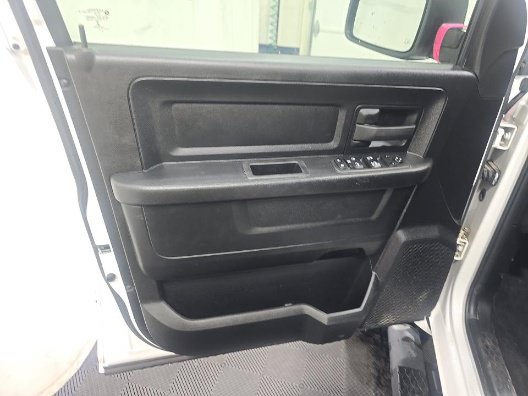 Used 2021 RAM 1500 Express w/ Wheel & Sound Group AWD/4WD image 12