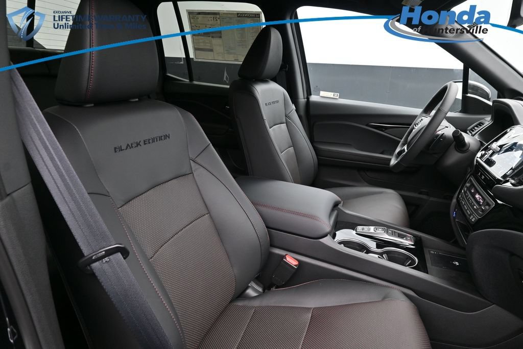 New 2026 Honda Ridgeline Black Edition image 11