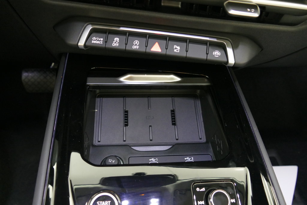 New 2026 Audi Q3 quattro 2.0T AWD/4WD image 19