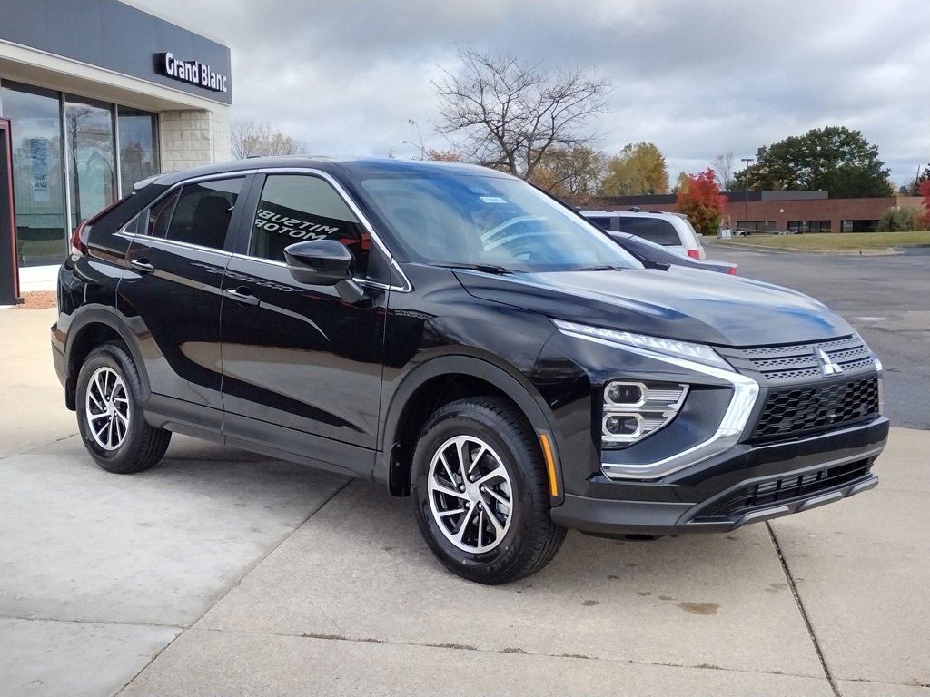 New 2026 Mitsubishi Eclipse Cross ES image 3