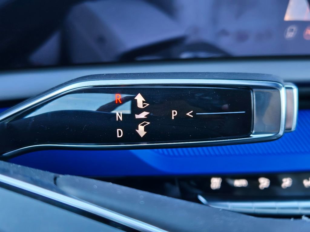 New 2025 Cadillac Optiq Sport 1 image 28