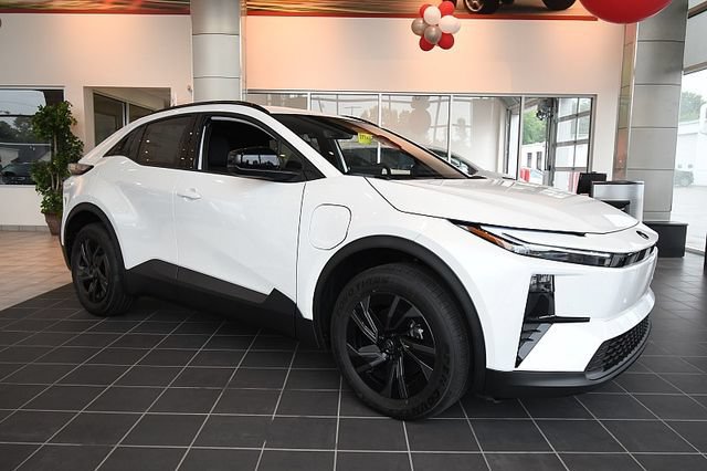 New 2026 Toyota C-HR AWD/4WD image 1