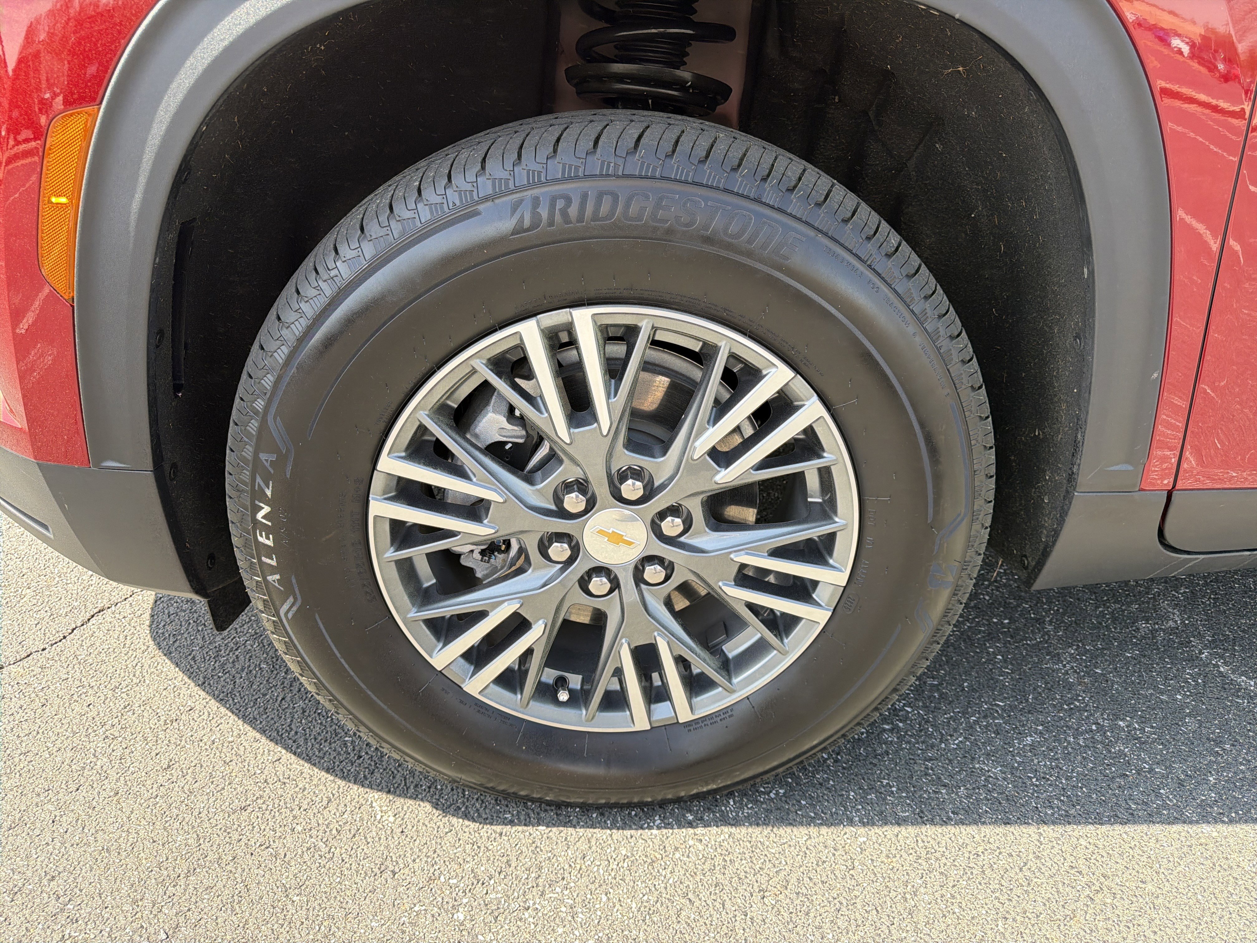 Used 2026 Chevrolet Traverse LT w/ Driver Confidence Package image 11