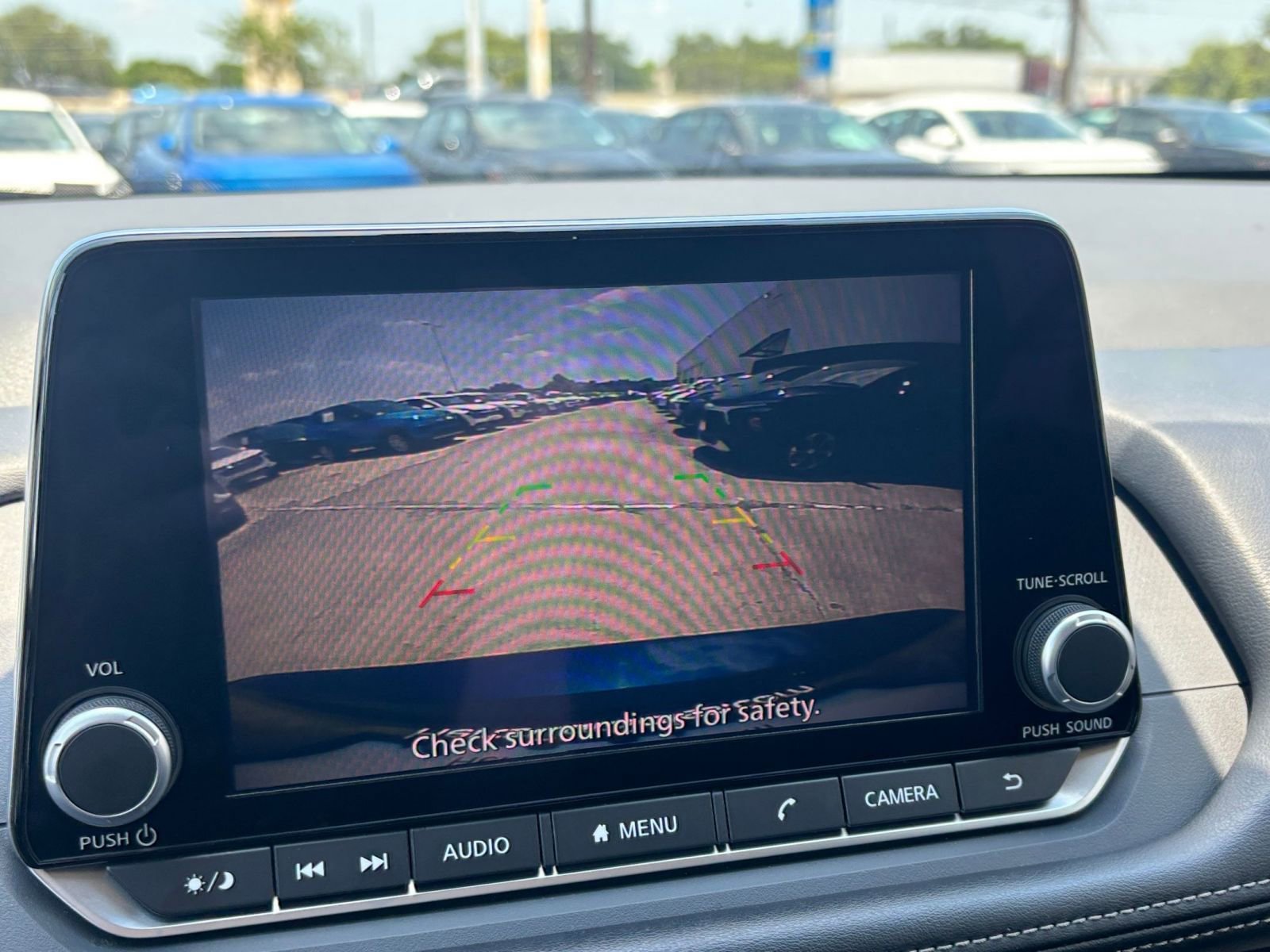 Used 2025 Nissan Rogue SV AWD/4WD image 25
