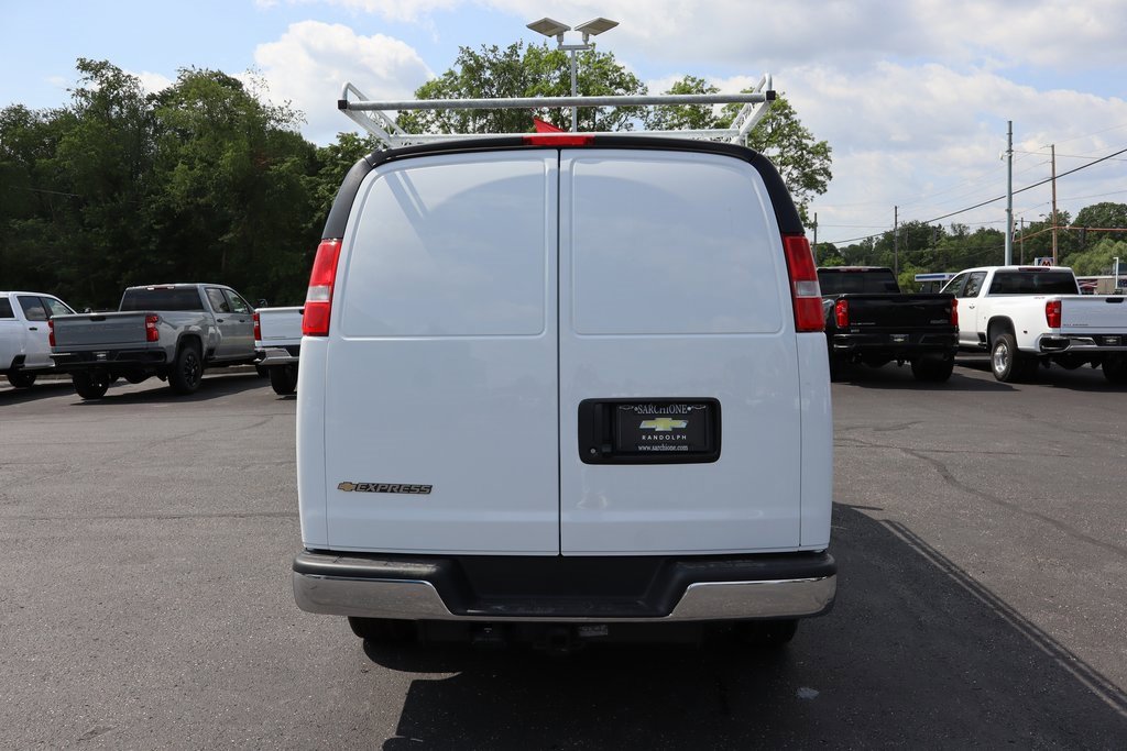 New 2025 Chevrolet Express 2500 Work Van w/ Driver Convenience Package image 23