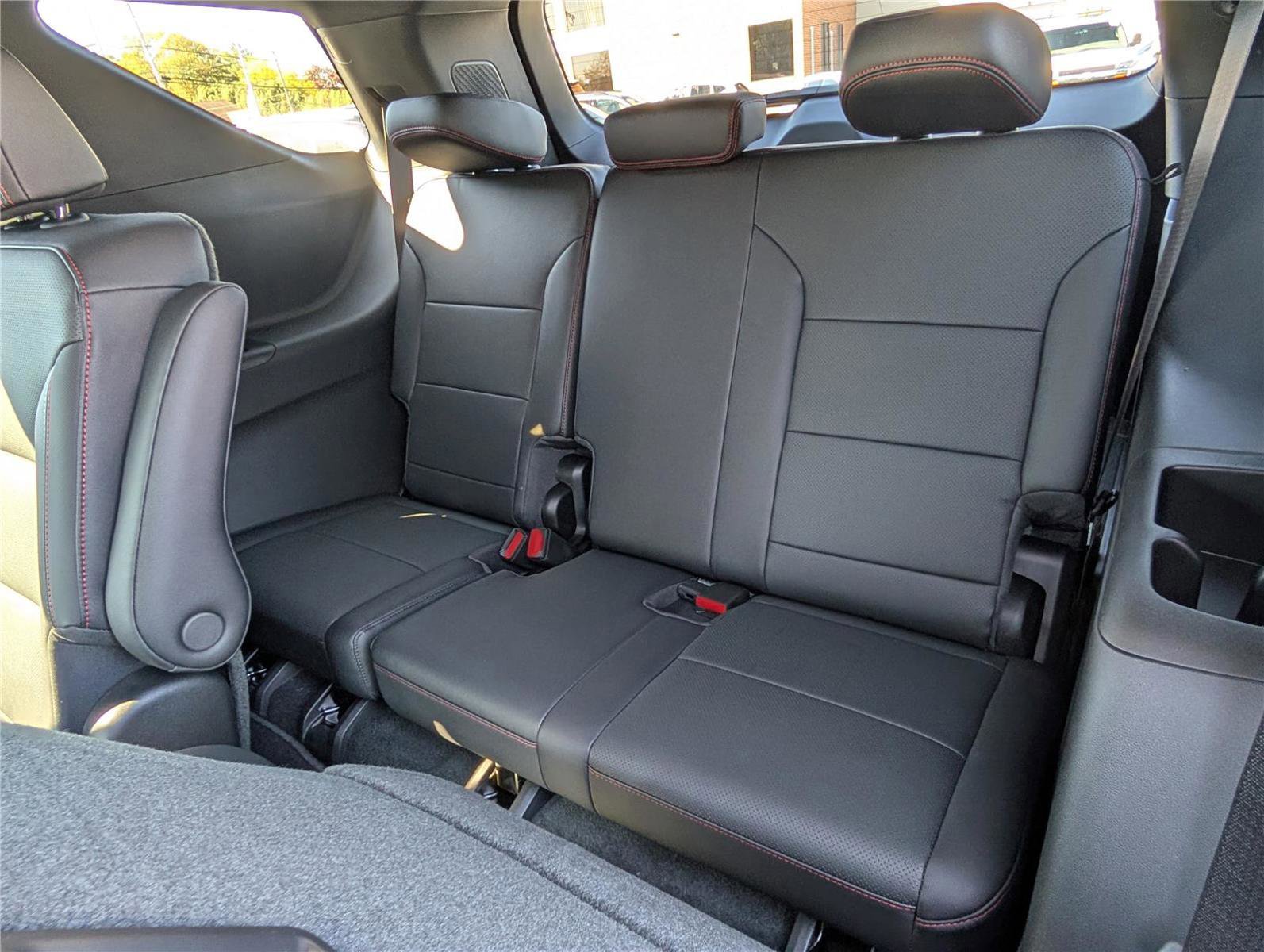 New 2026 Chevrolet Traverse Z71 image 13