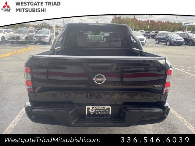 Used 2022 Nissan Frontier SV w/ Technology Package image 11
