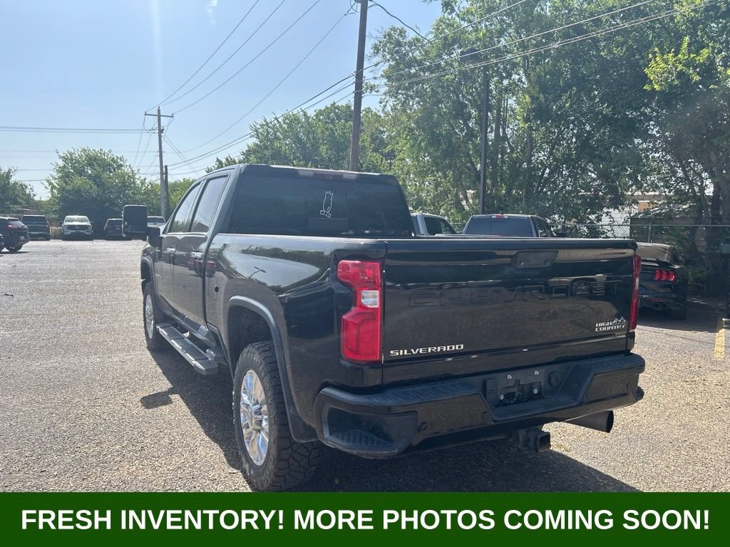 Used 2021 Chevrolet Silverado 2500 High Country w/ Technology Package AWD/4WD image 4