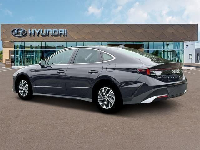 New 2026 Hyundai Sonata Blue image 4