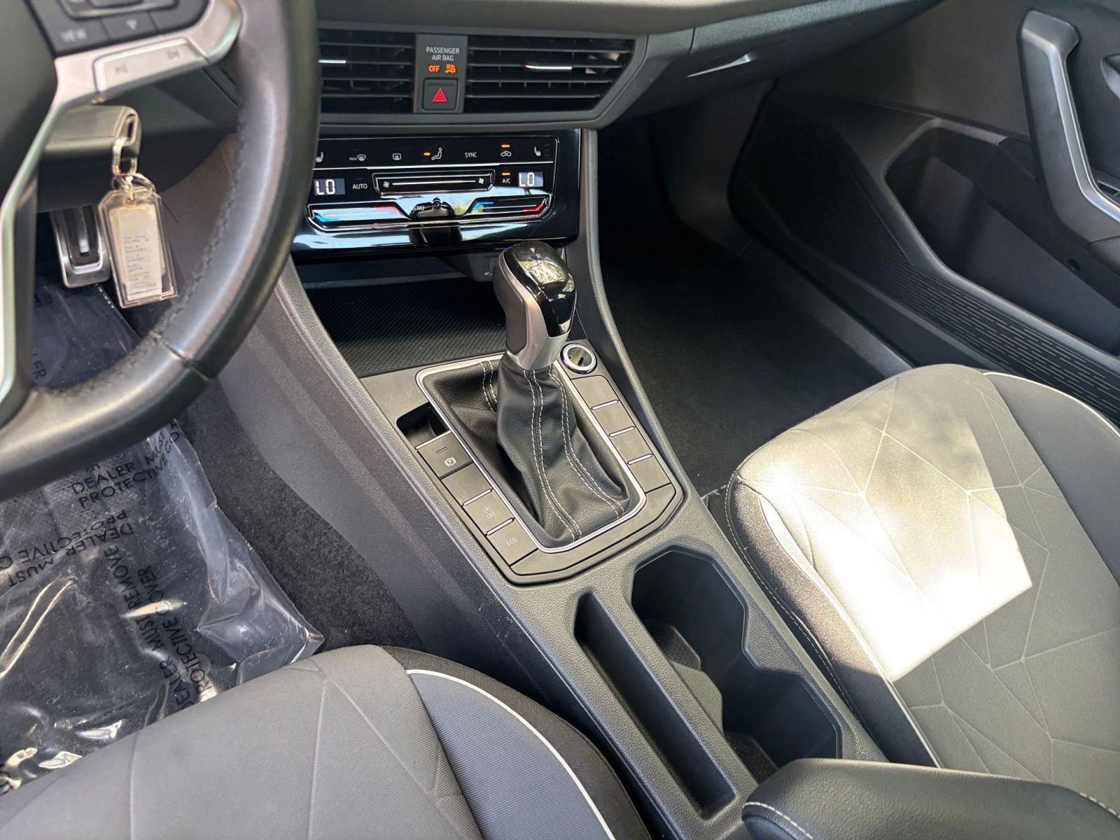 Used 2025 Volkswagen Jetta Sport image 41