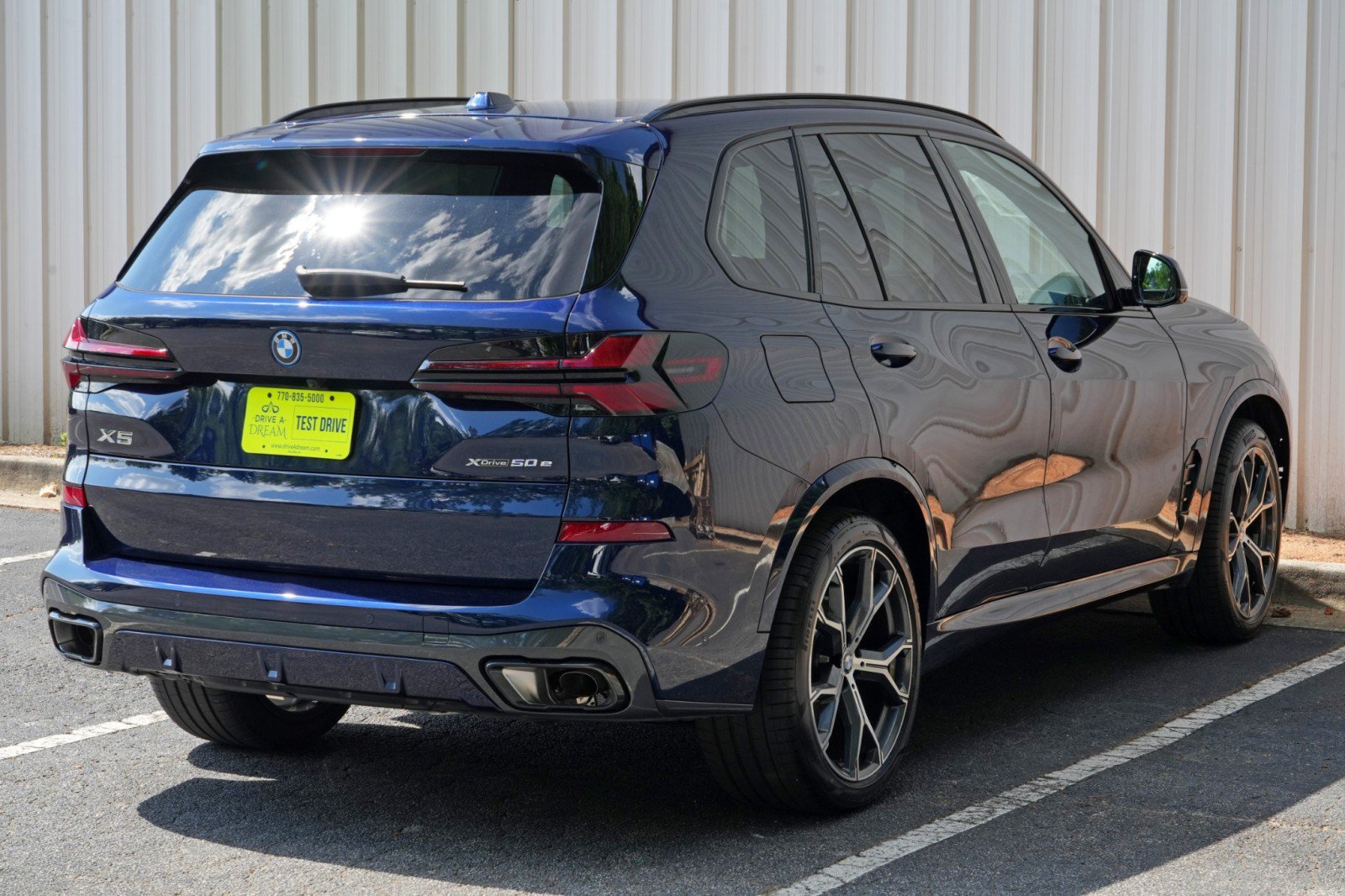 Used 2026 BMW X5 xDrive50e w/ M Sport Package AWD/4WD image 60