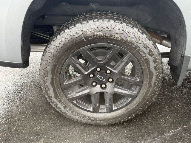 New 2026 Chevrolet Silverado 1500 RST w/ Dark Appearance Package image 14