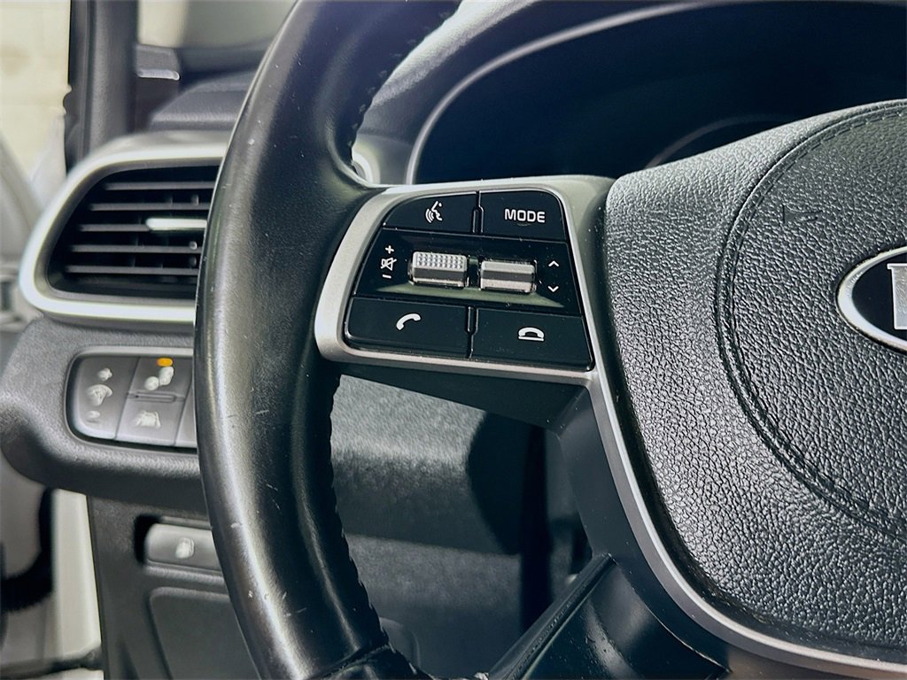 Used 2020 Kia Sorento EX image 18