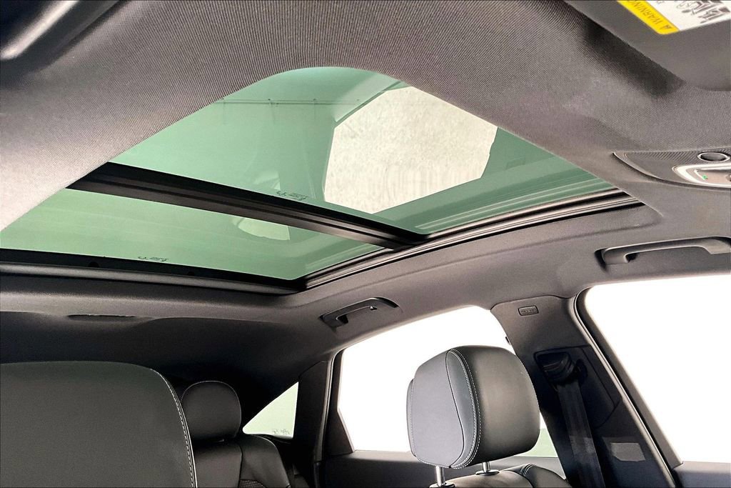 Used 2023 Audi SQ5 Prestige w/ Prestige Package image 21