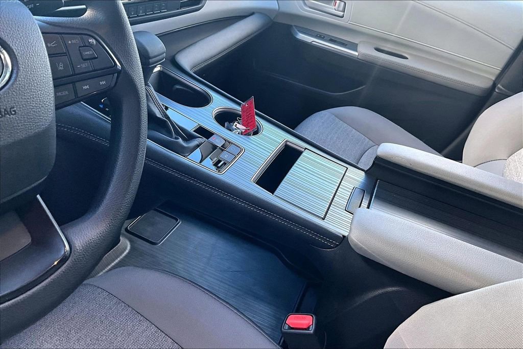 Certified 2026 Toyota Sienna LE image 17