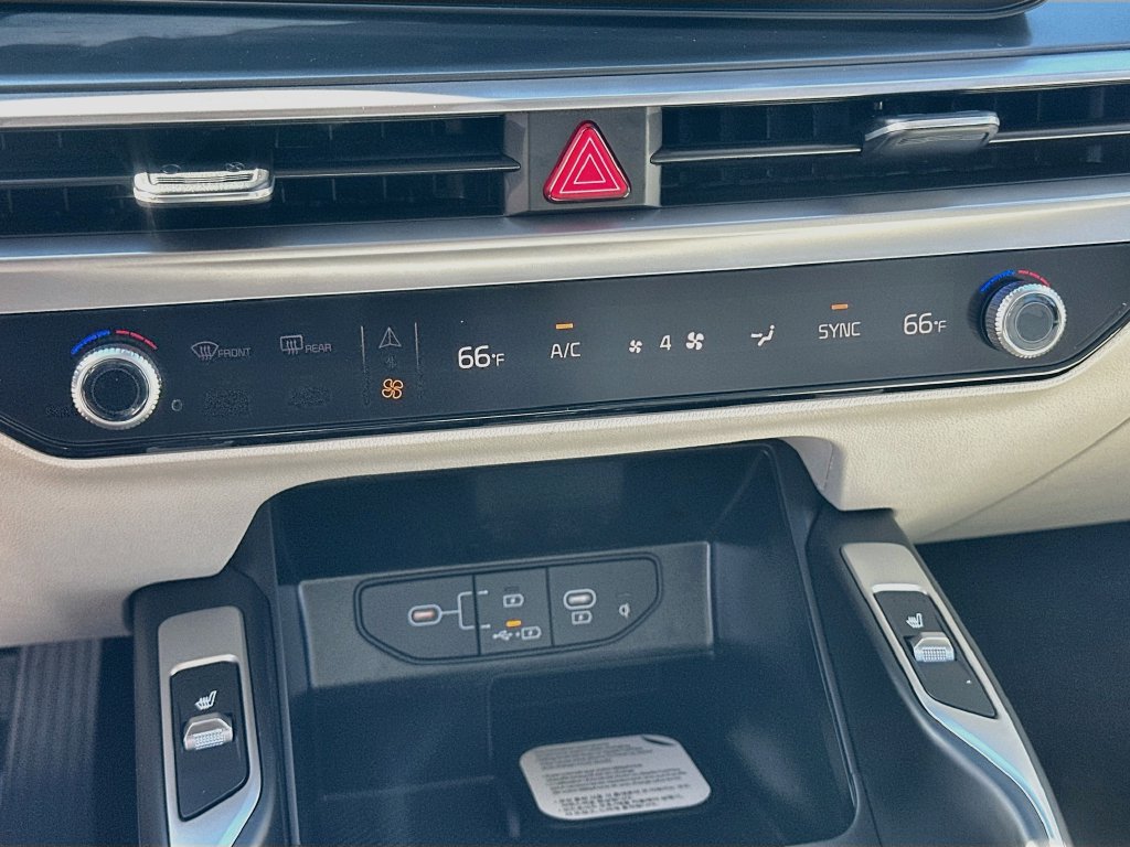 New 2026 Kia Sorento EX FWD image 16