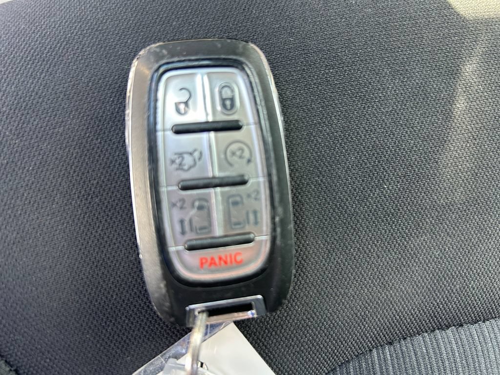 Certified 2023 Chrysler Voyager LX FWD image 34
