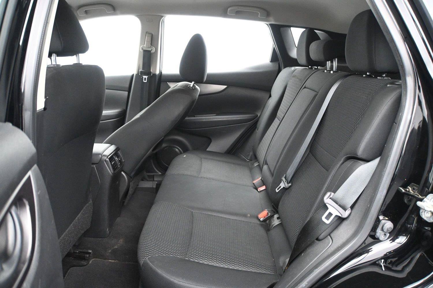 Used 2020 Nissan Rogue Sport S w/ Appearance Package AWD/4WD image 9