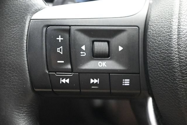 Used 2023 INFINITI QX60 Luxe w/ Performance Audio Package AWD/4WD image 11