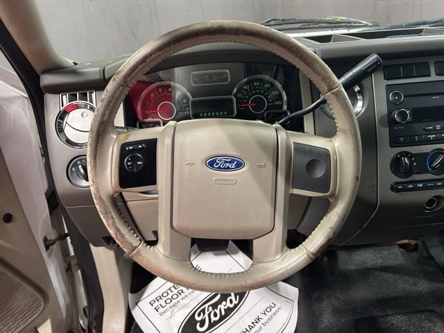 Used 2010 Ford Expedition XLT AWD/4WD image 17