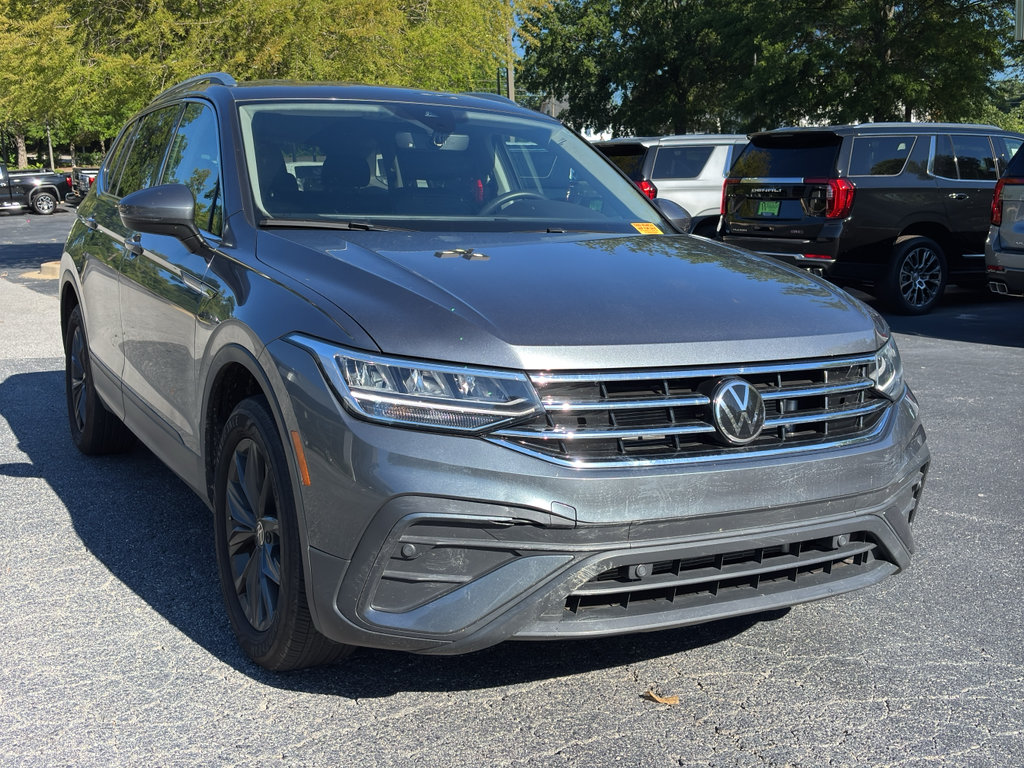 Used 2024 Volkswagen Tiguan SE