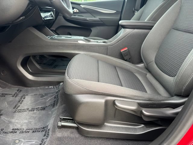 Used 2023 Chevrolet Bolt LT FWD image 5