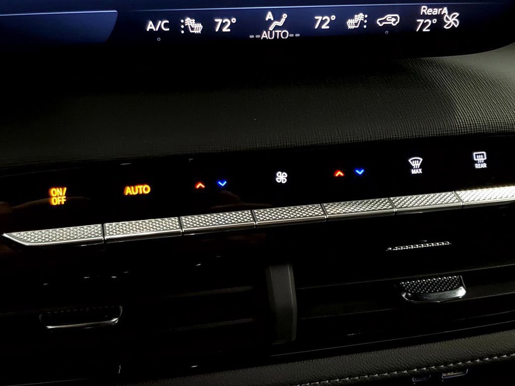 Used 2025 Buick Enclave Preferred image 16