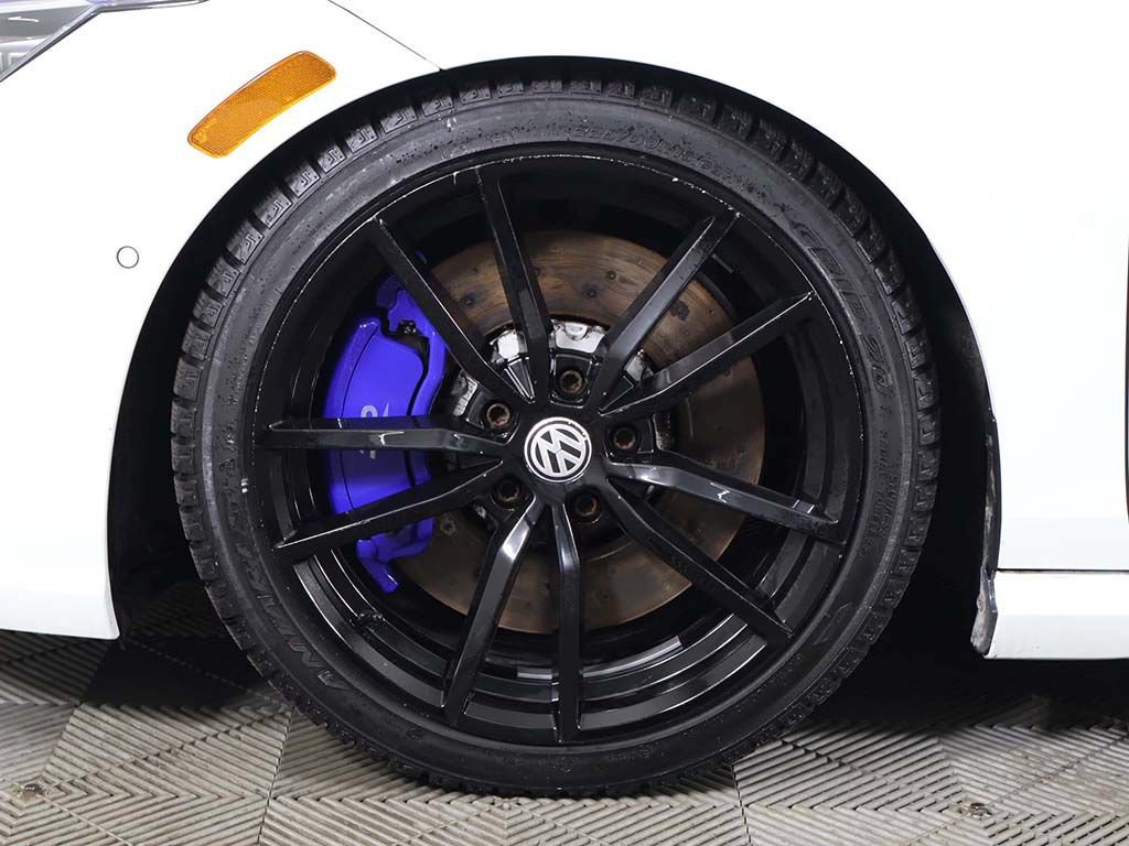 Used 2022 Volkswagen Golf R AWD/4WD image 27