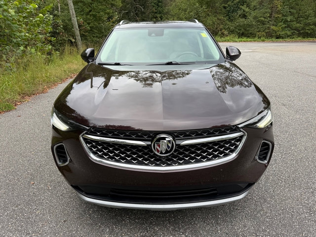 Used 2022 Buick Envision Avenir w/ Technology Package II image 3