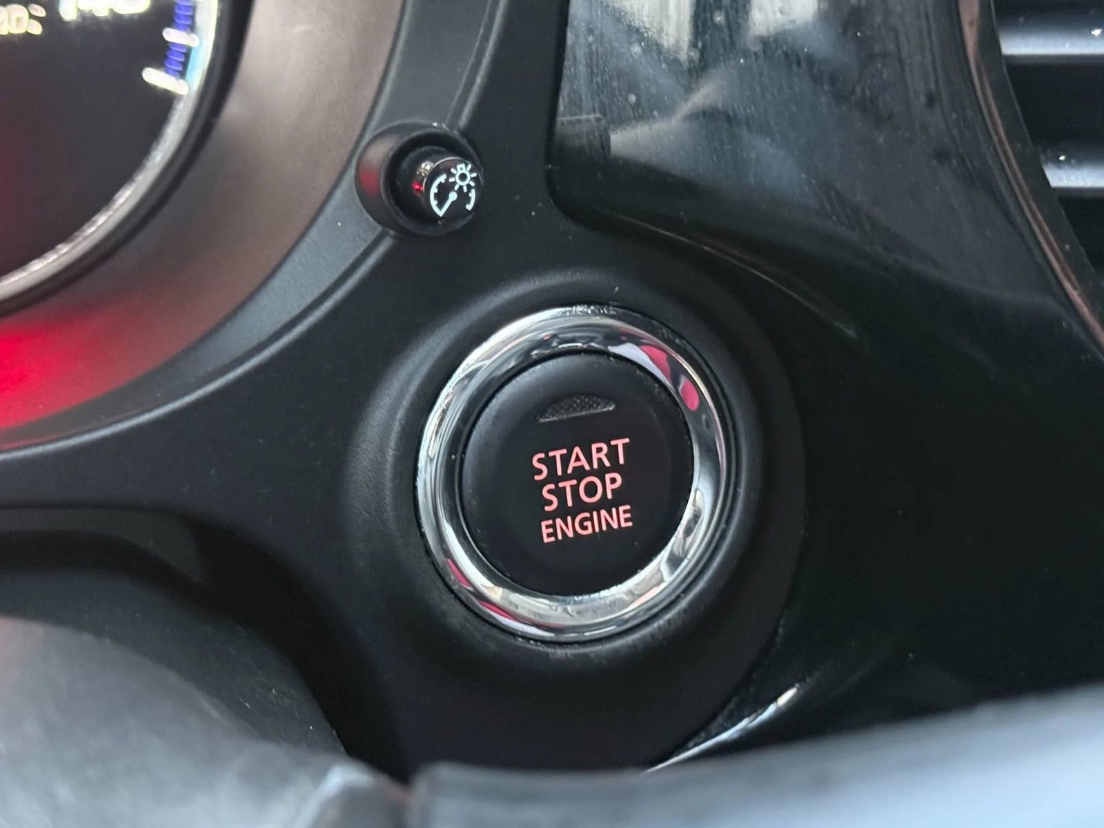 Used 2020 Mitsubishi Outlander SE FWD image 30