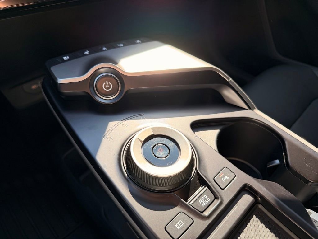 New 2025 Kia EV6 Wind AWD/4WD image 21