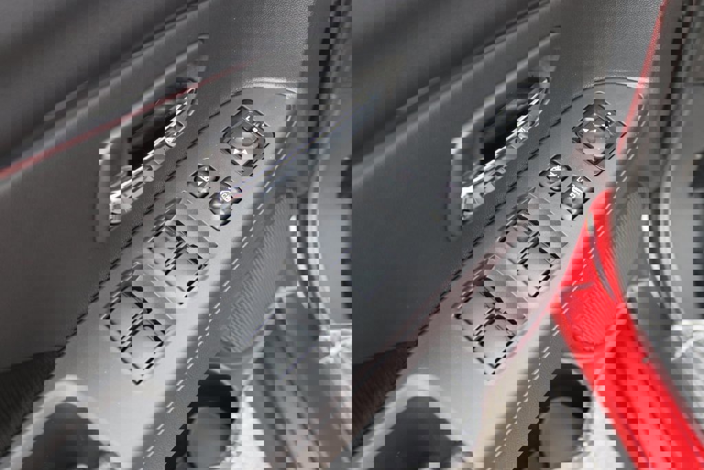 New 2025 Mitsubishi Outlander Sport ES image 15