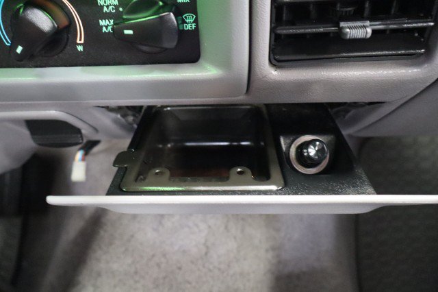Used 1997 Ford F250 4x4 Regular Cab Heavy Duty image 43