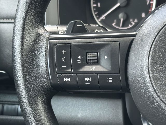 Used 2024 Nissan Pathfinder S AWD/4WD image 23