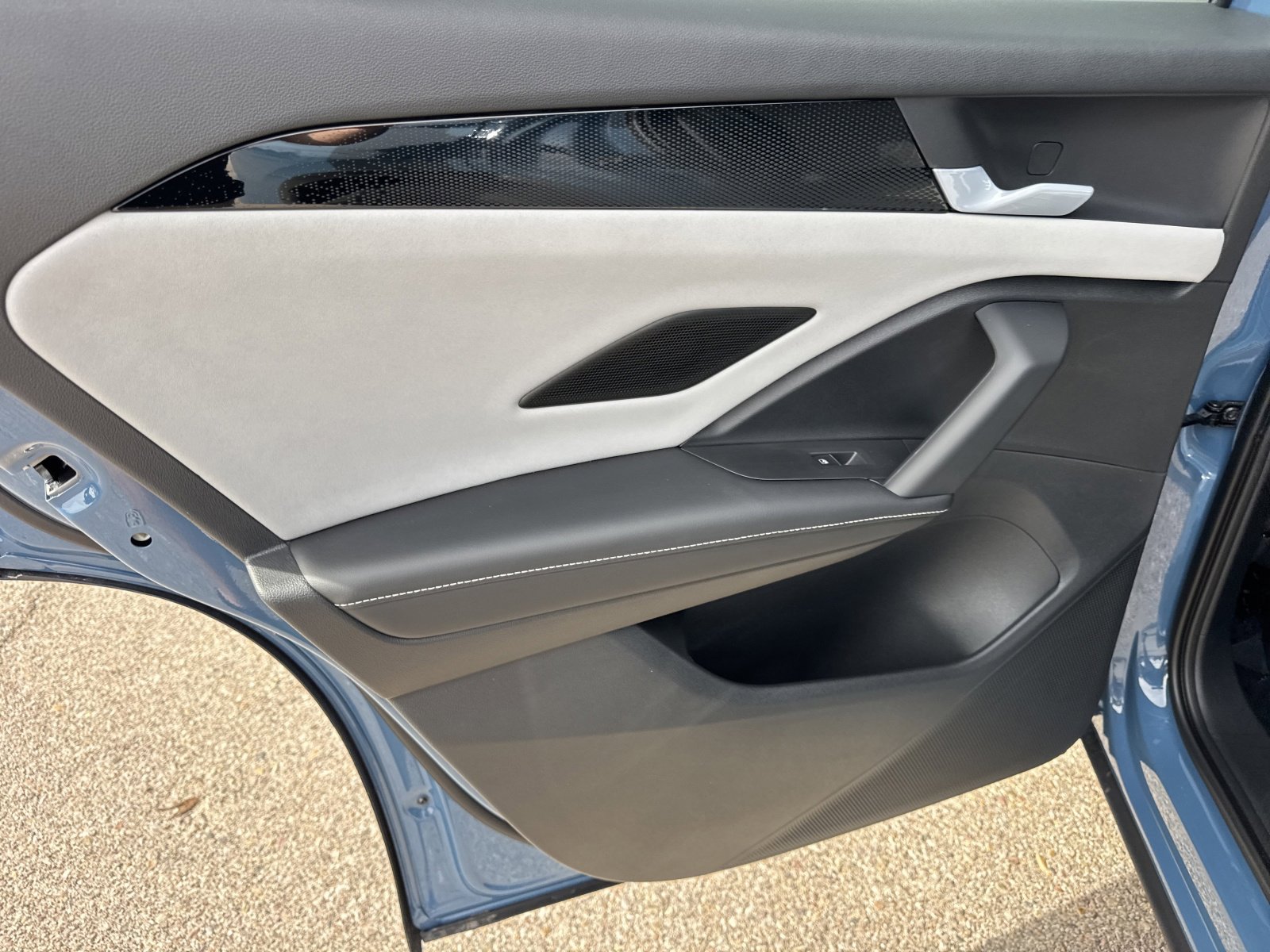 New 2026 Volkswagen Tiguan SE R-Line image 20