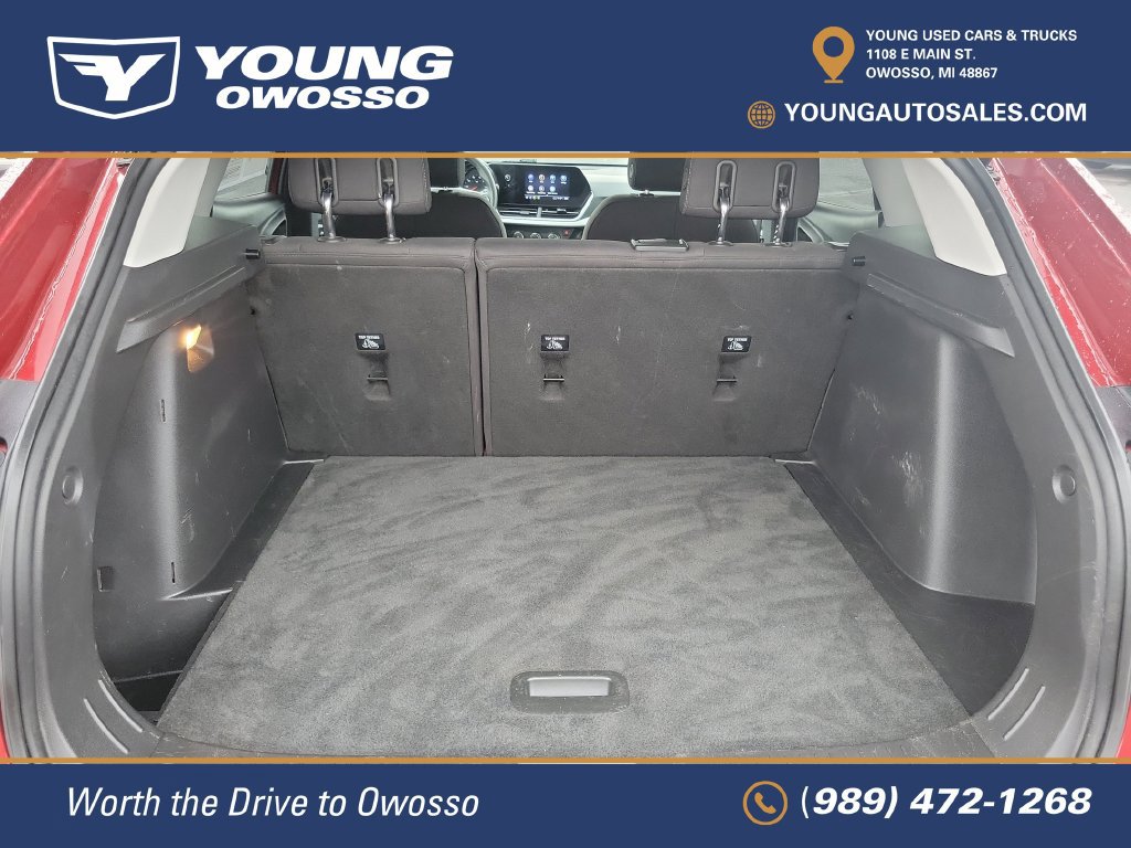 Used 2025 Chevrolet Trax LS w/ LS Convenience Package FWD image 31