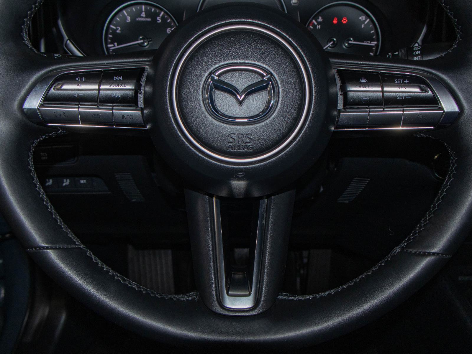 Used 2025 MAZDA CX-50 AWD 2.5 S w/ Premium Plus Pkg image 11