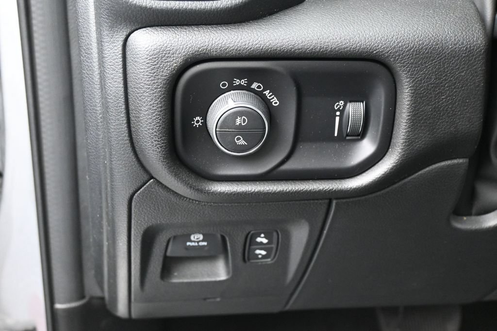 Used 2023 RAM 1500 Big Horn AWD/4WD image 17