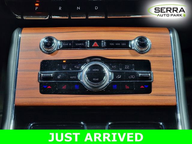 Used 2024 Lincoln Aviator Reserve w/ Equipment Group 201A image 20