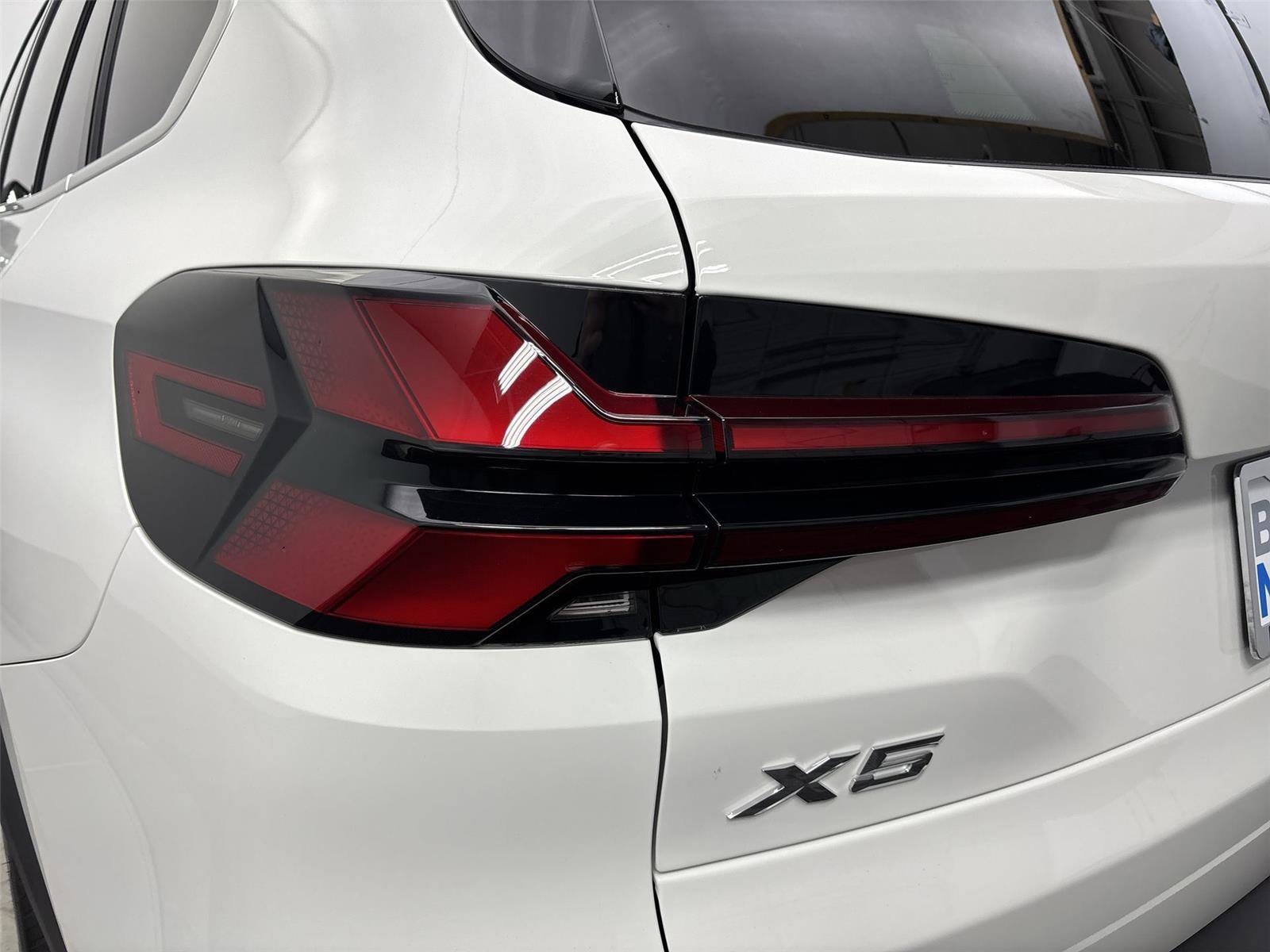 New 2026 BMW X5 xDrive40i w/ Climate Comfort Package AWD/4WD image 19