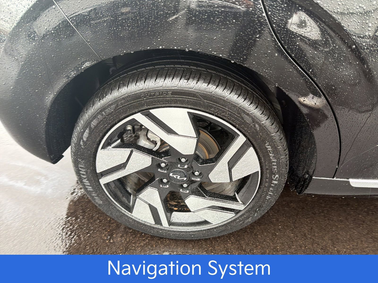 Certified 2025 Kia Soul GT-Line image 24